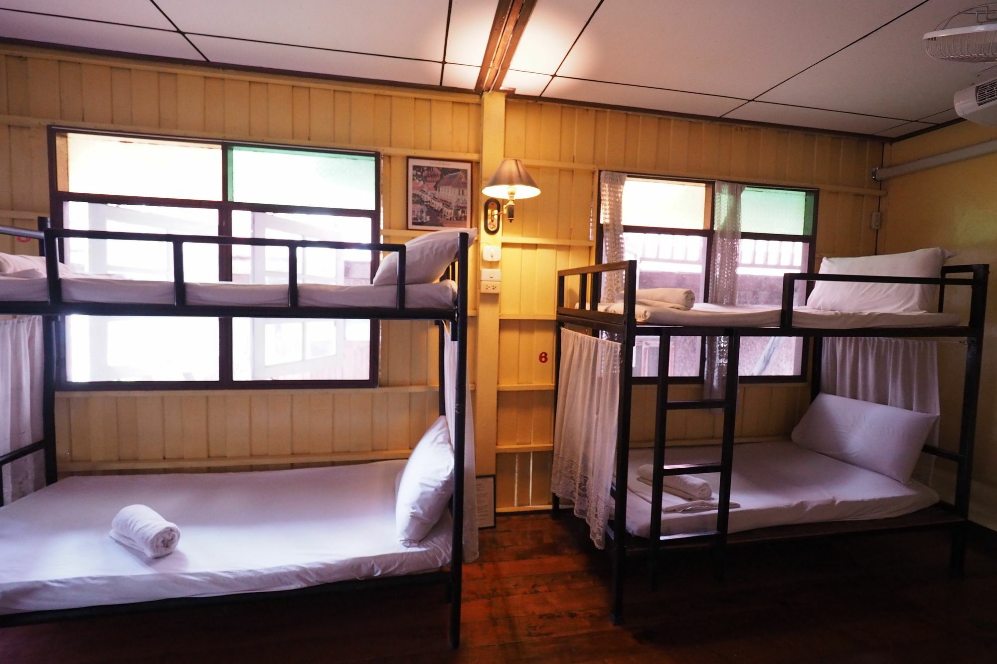 Brickhouse Ayutthaya Guesthouse Est 1986 Exteriör bild